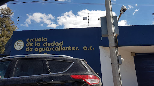 ECA - Jardín de niños / Primaria